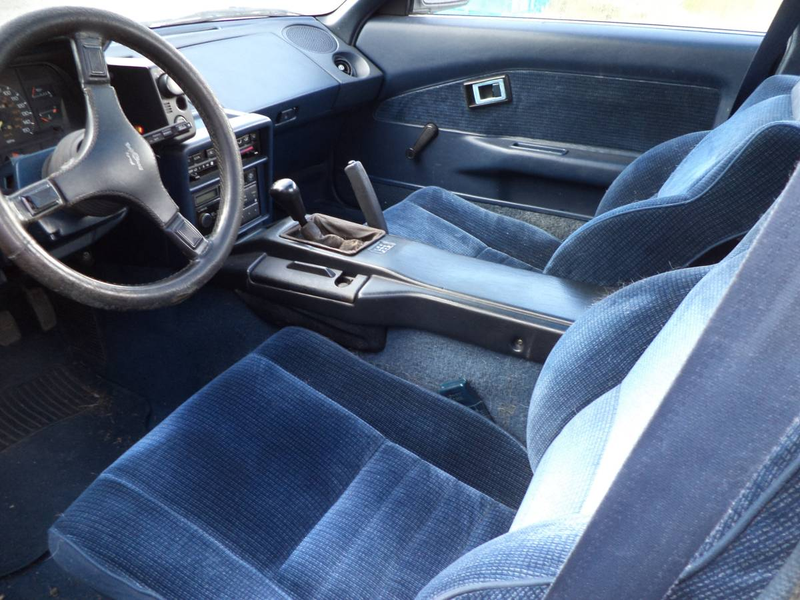 Illustration for article titled At $2,500, Could This Imperfect 1987 Toyota MR2 Be Your New Mister?